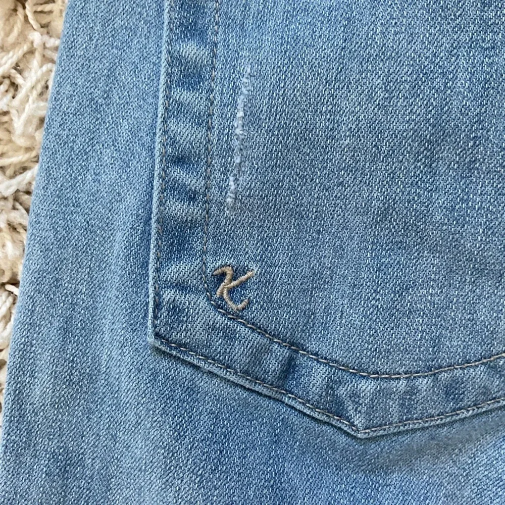 Kut from the Kloth Catherine Boyfriend‎ Jeans Light Wash Distressed Size 8